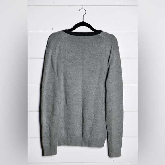 Club Room English Bulldog Sweater - Picture 4 of 5